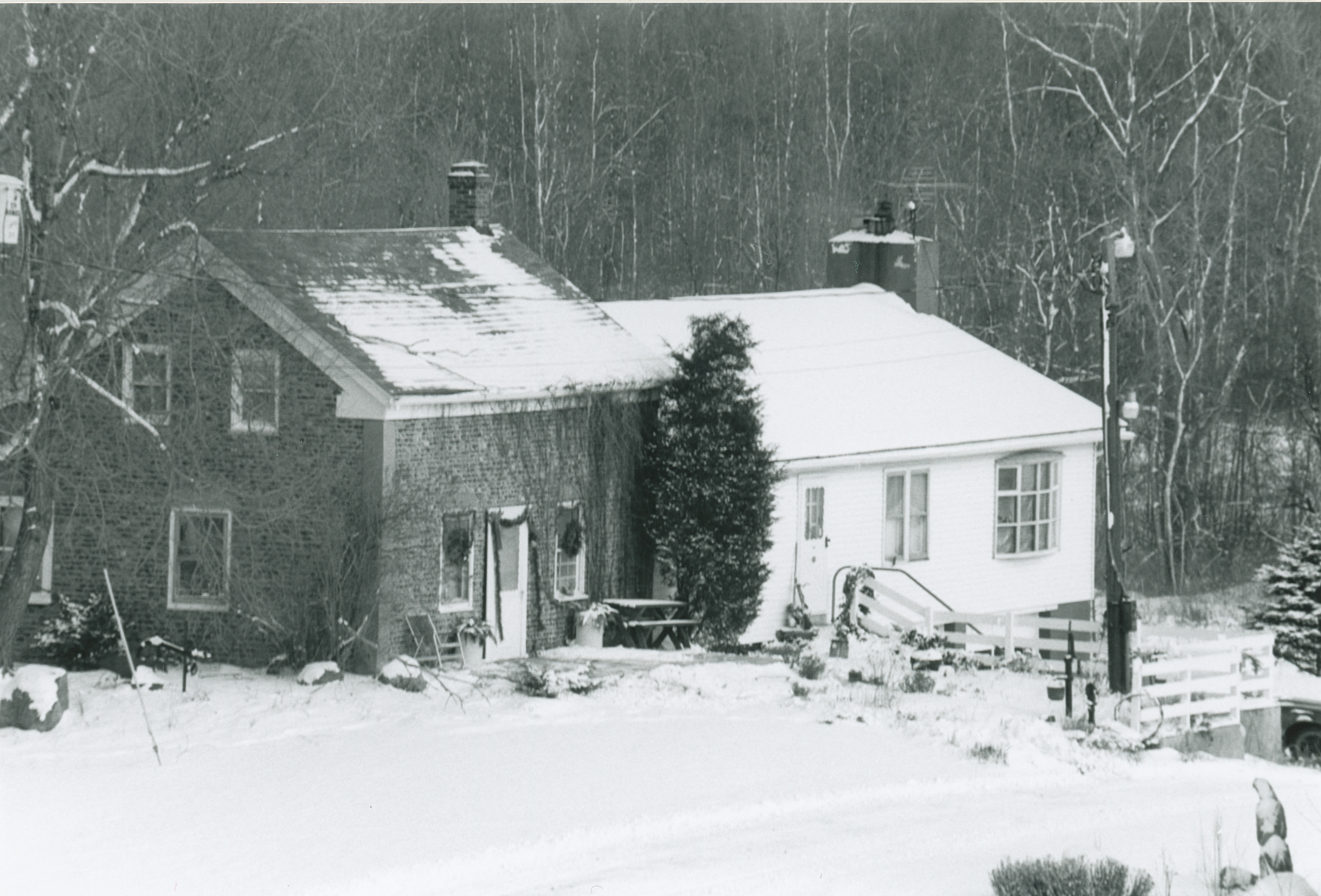 Wal-9 4090 Walworth-Ontario Rd 2